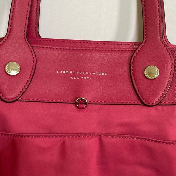 Marc by Marc Jacobs Preppy Nylon ElizA-Diaper/Travel Tote - Picture 3 of 5